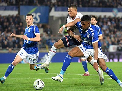 B费3球1助！曼联5-2逆转伊镇取首胜库尼亚助攻+造点马奎尔造乌龙